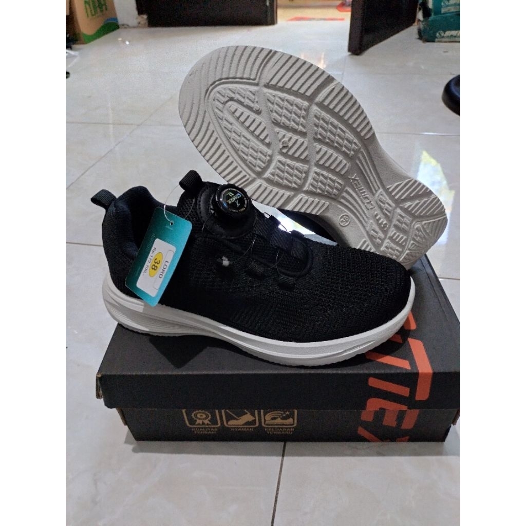 CONEX SPINNER/BOA/ROTATED STRAP ไซส์ 37-40