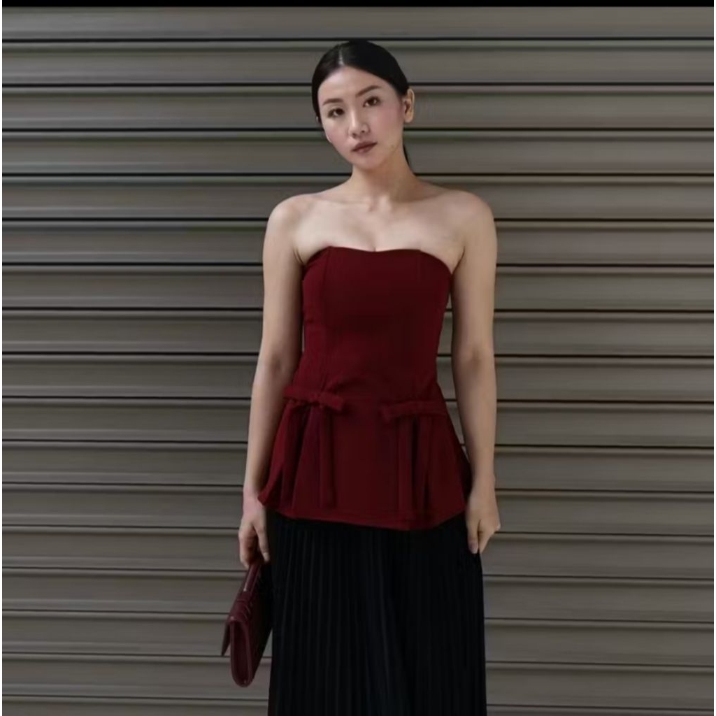 Beige Studio Korean Iris Tube Top สี Maroon