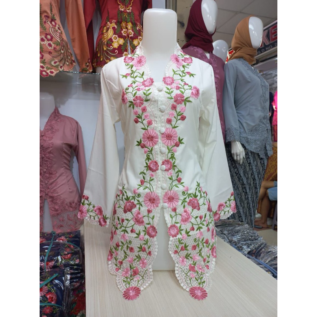 Realpict Adult Encim Kebaya Top/Jum Kebaya/Betawi Encim Kebaya/Toyobo Encim Kebaya with Floral Motif
