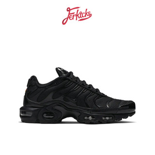sepatu sneakers AM Plus 'Triple Black'