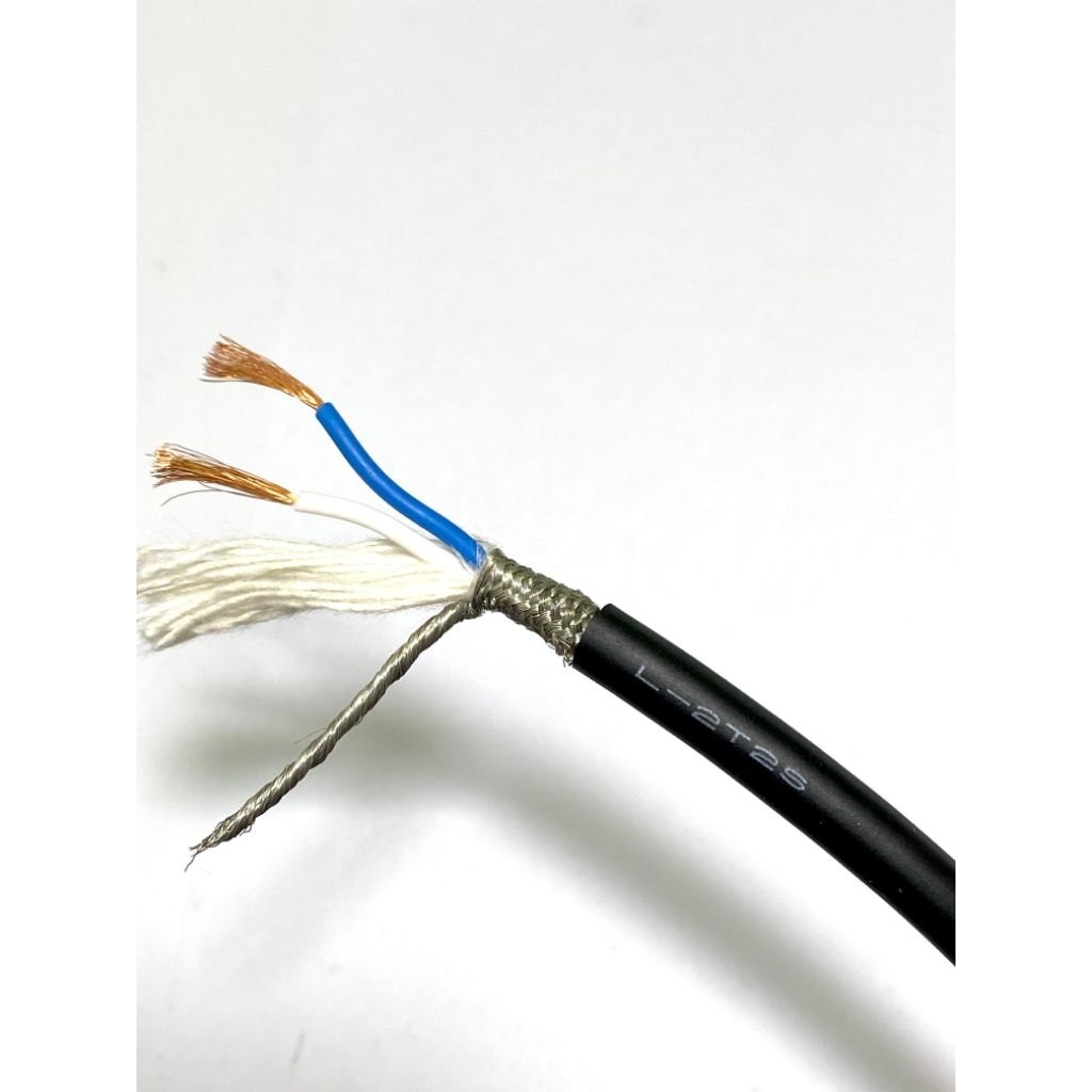 Canare l2t2s original japan canare L-2T2S สายไมค์ Original Japan - สายไมโครโฟน Canare
