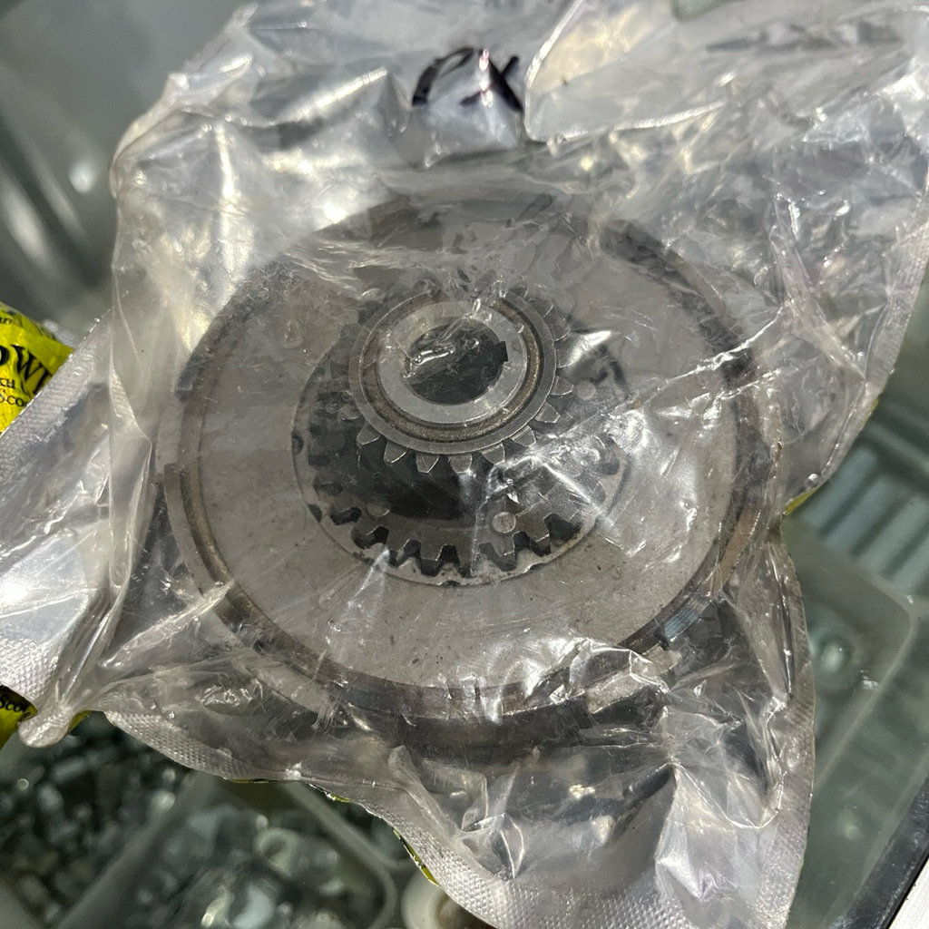 คลัชคอมสมบูรณ์ SPRING 6 VESPA PX 21 GEAR/CLUTCH SET VESPA PX 21T VIRA