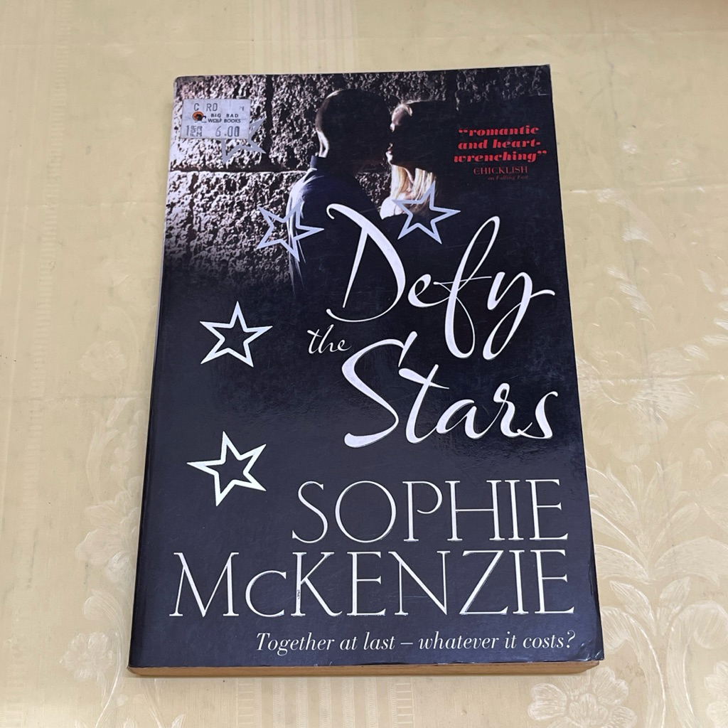 Defy the Stars SOPHIE นวนิยาย McKENZIE