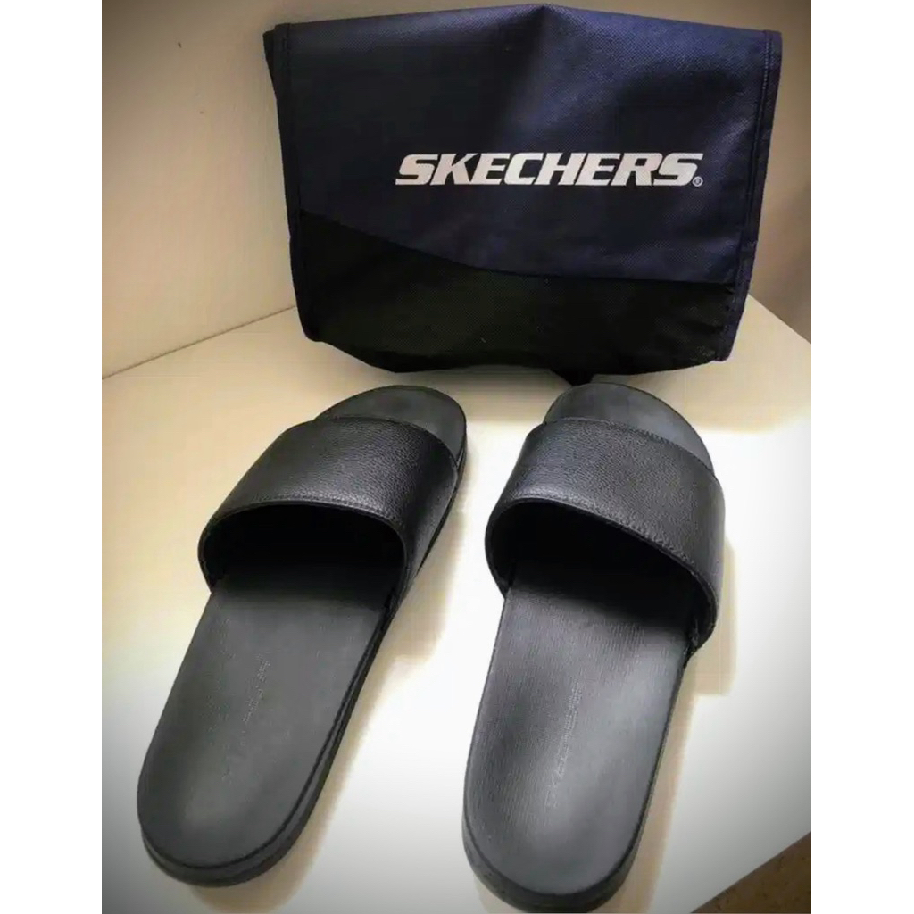 รองเท้าแตะ Skechers สีดํา