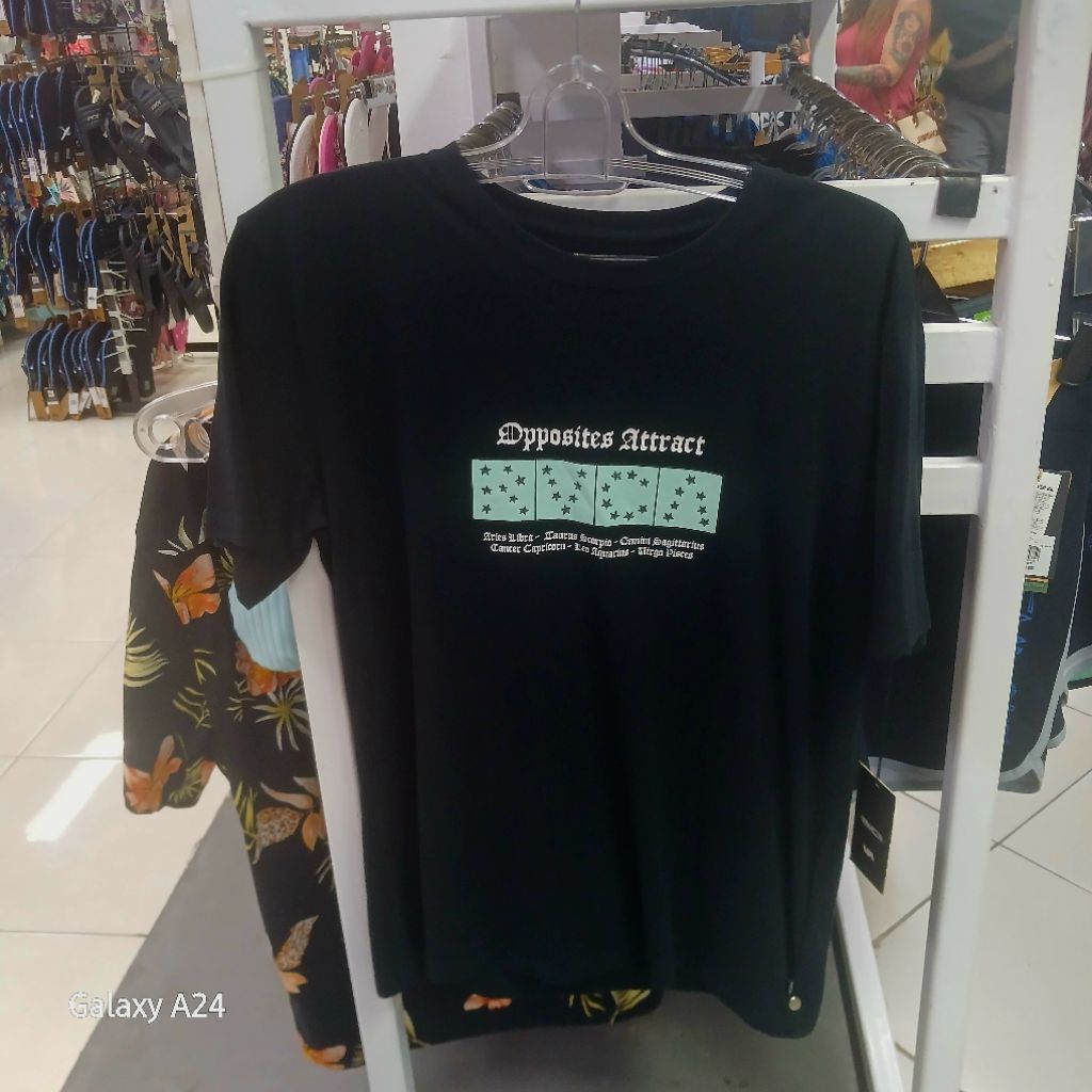 RVCA Constellation Tee เสื้อยืดสีดํา