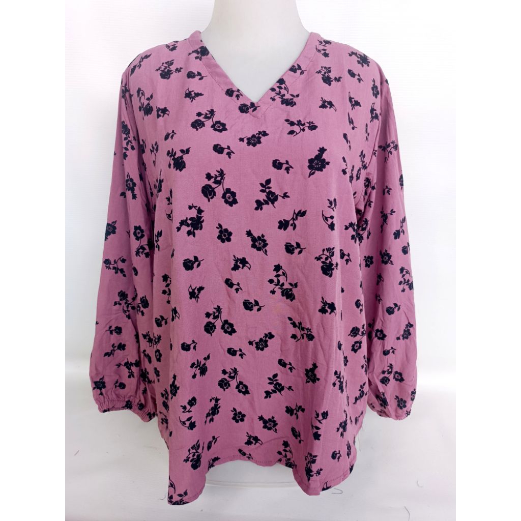 KARINA เสื้อเบลาส์แขนยาว/เสื้อพิมพ์ลายเรย่อน