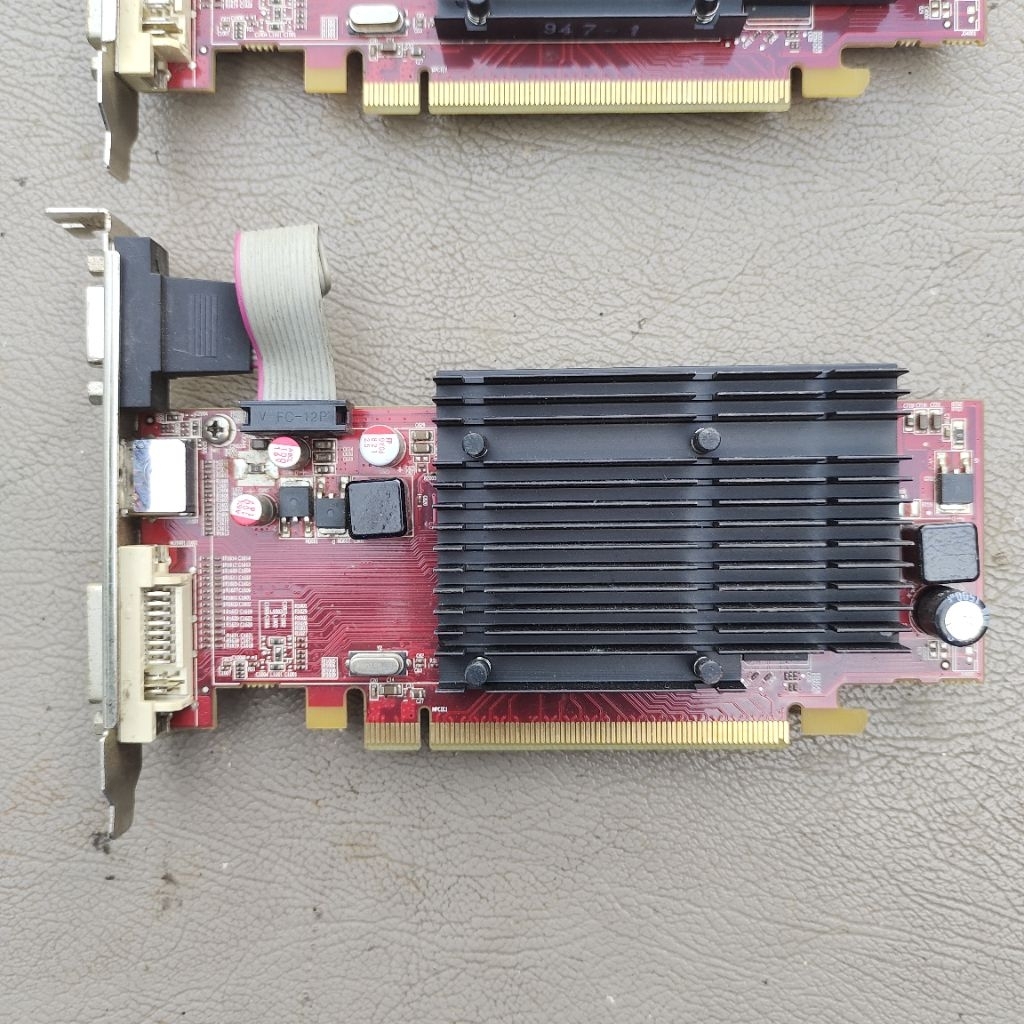 การ์ด VGA กราฟิกการ์ดไพลิน HD4350 1Gb PCIE/ DVI/ HDMI