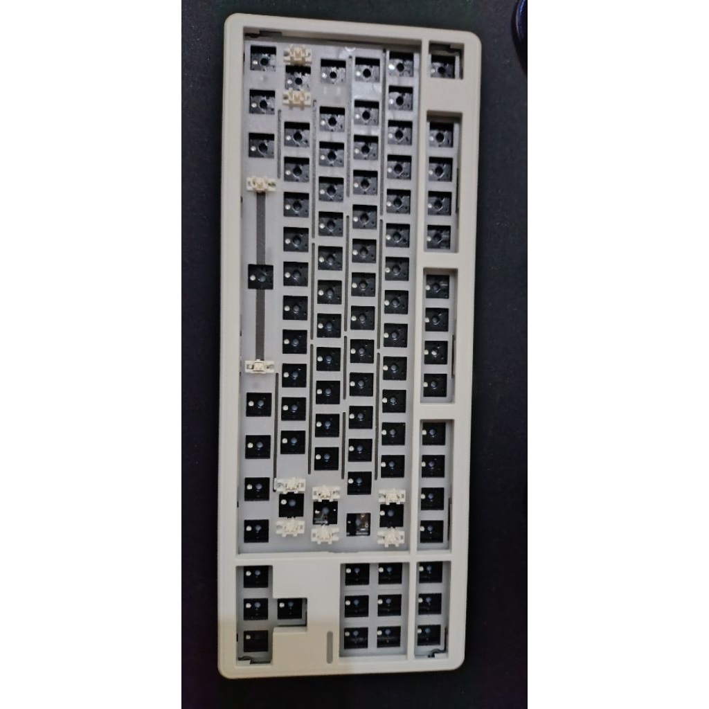 Barebone elecfox linky87 ahite