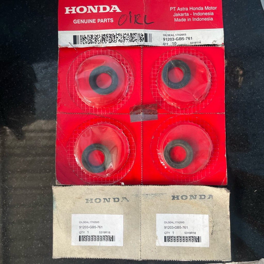 ซีล 17 29 5 ซีลเกียร์หน้า Honda c70 win Astrea grand supra revo legend