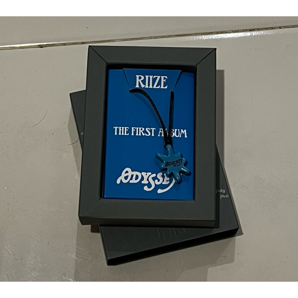 WTS Riize Album Odyssey Sunlove Ver สร้อยคอเท่านั้น