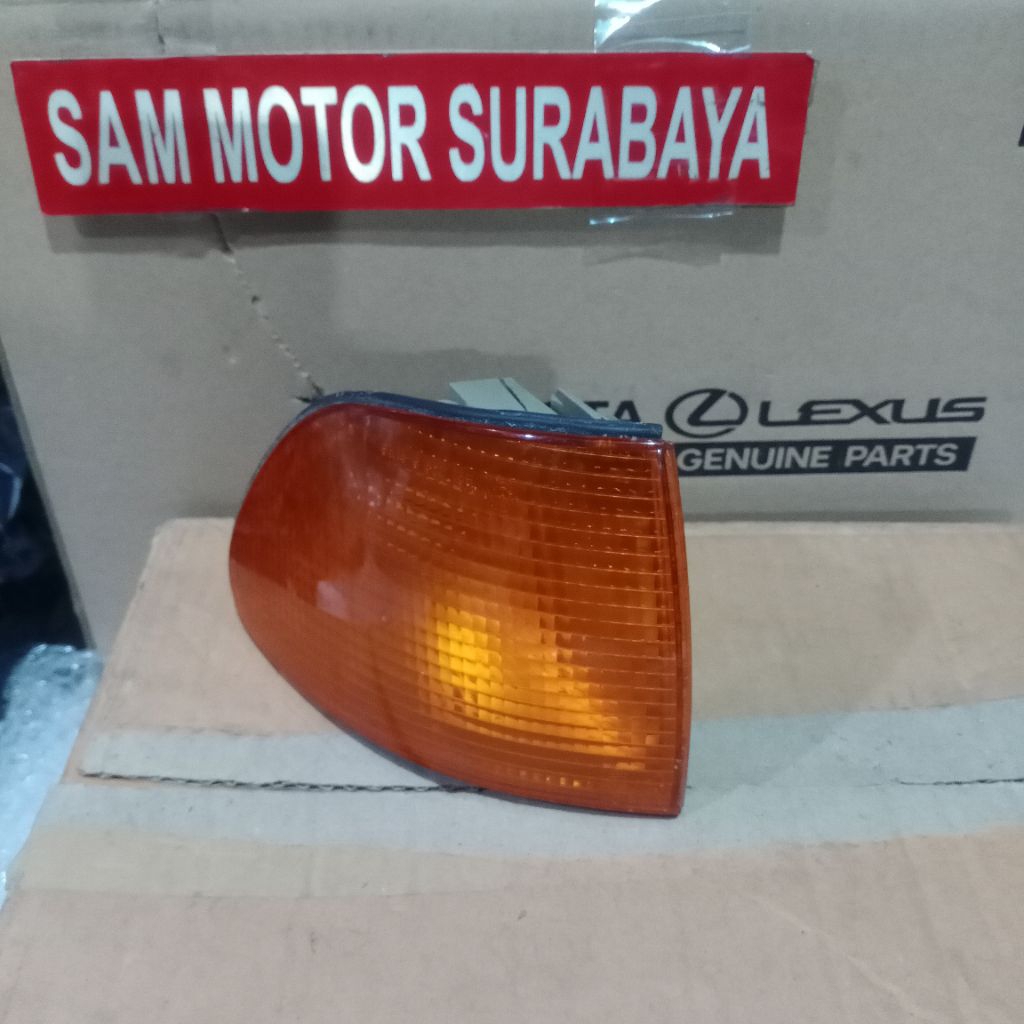 ไฟเลี้ยว BMW e38 730il สีเหลืองดั้งเดิม 735i