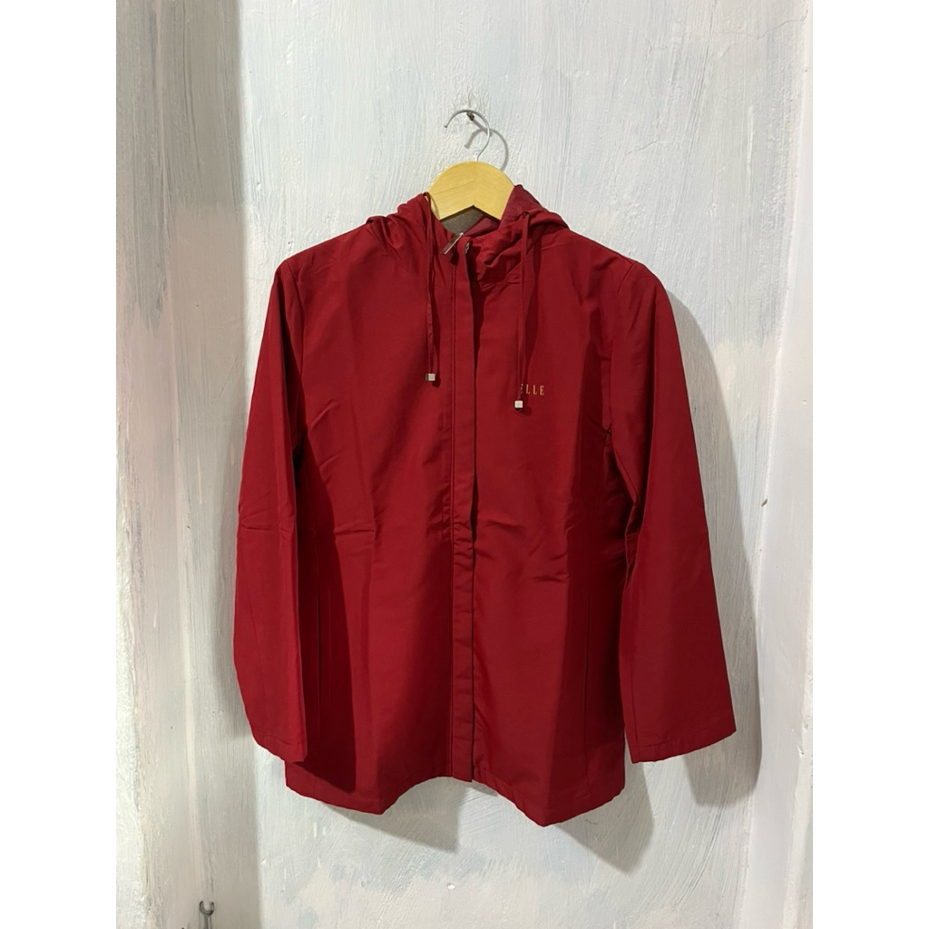 เสื้อแจ็คเก็ตกีฬา Elle