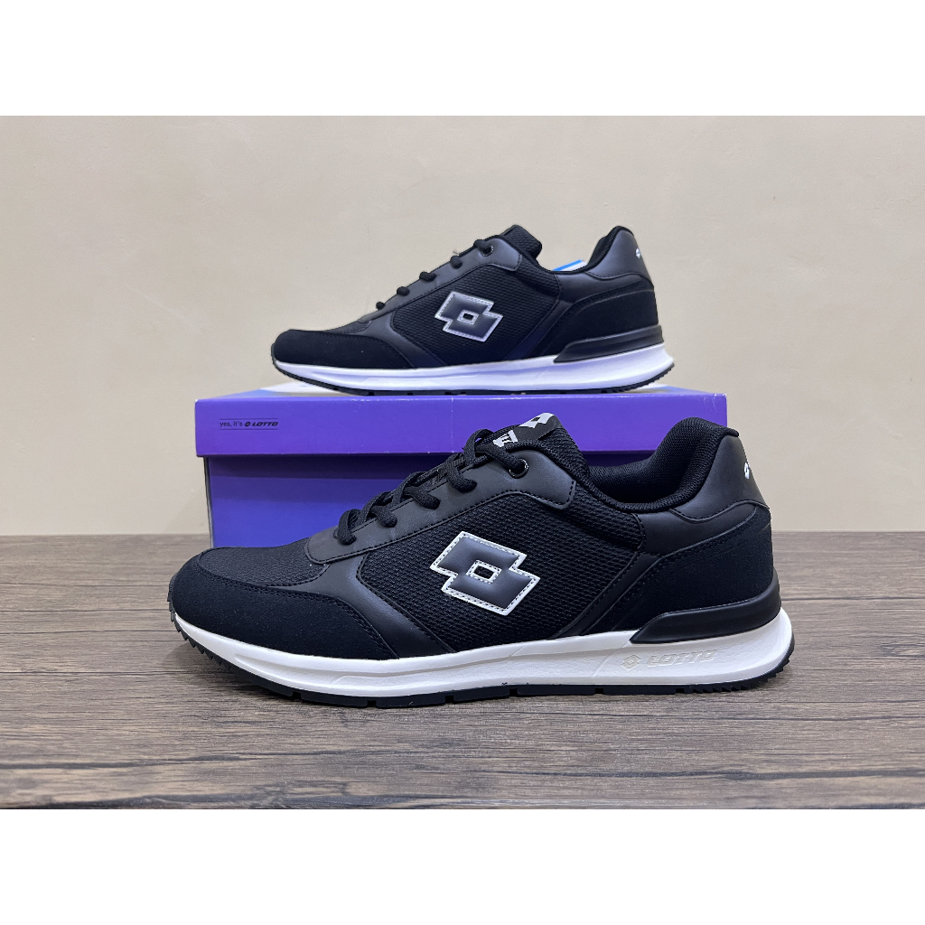รองเท้าลําลองสีดํา Lotto Enzo ดั้งเดิม