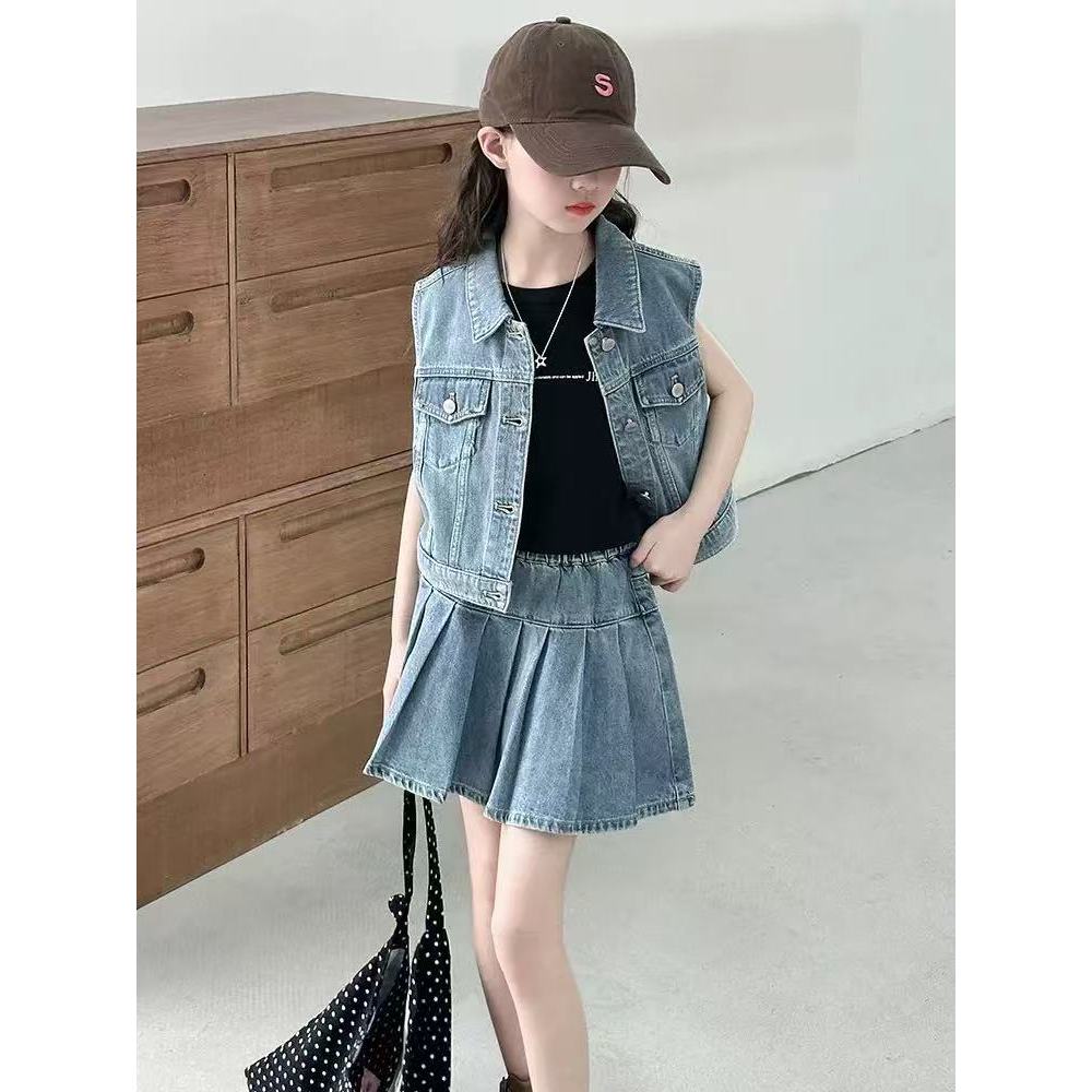 [Celyne_Lbel] CTZ30 4-in-1 ชุดยีนส์เด็ก [ฟรีสร้อยคอ] ชุดเสื้อผ้าเด็กผู้หญิง สไตล์อินเทรนด์ ไซส์ 100-