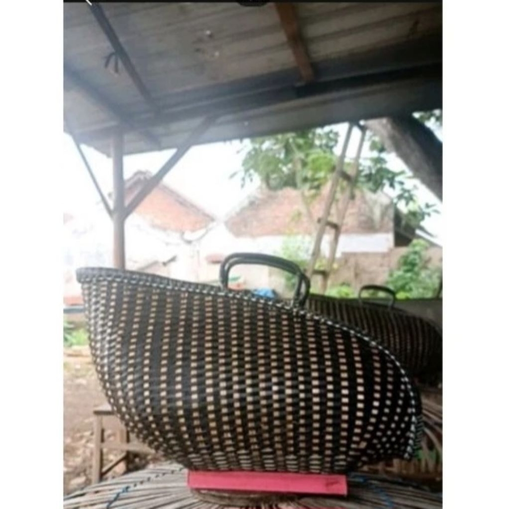 Kisa Ayam KISO AYAM BANGKOK พลาสติกเต็ม สีดํา ไซส์จัมโบ้