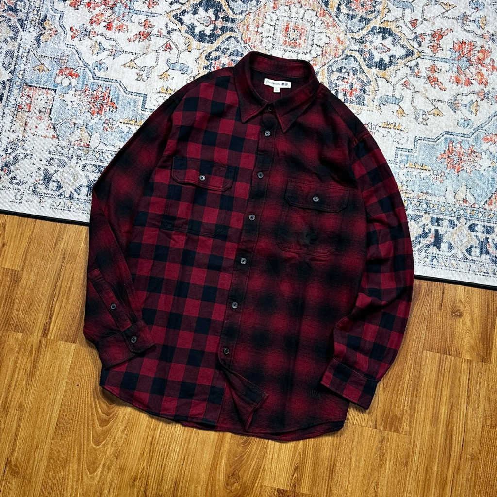 KEMEJA UNIQLO X JW VETERINA SECOND FLANCNEL SHIRT