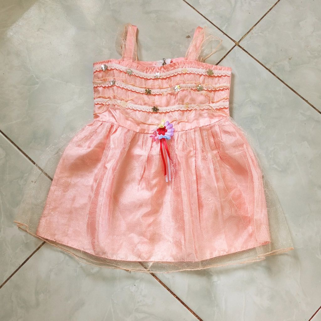 PRELOVED CHILDRENS DRESS 6-12 MONTHS