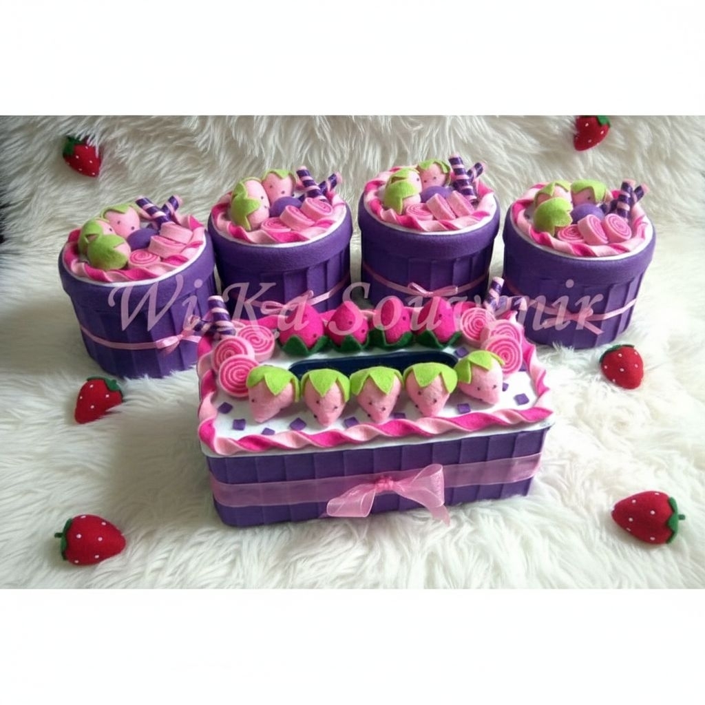 FELT STRAWBERRY PARTY PURPLE FLANNEL JAR SET