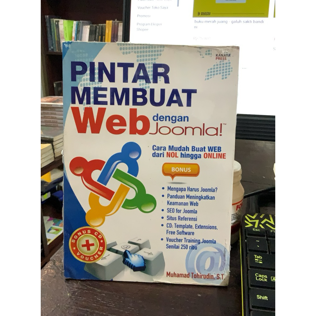 สมาร์ทที่ Creating Web พร้อม Joomla! - คอมพิวเตอร์และเทคโนโลยีดั้งเดิมบน