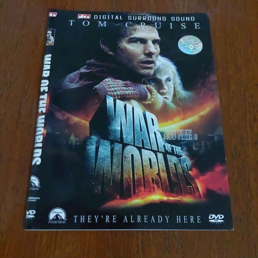 ดีวีดี " WAR OF THE WORLDS" TOM CRUISE - DAKOTA FANNING