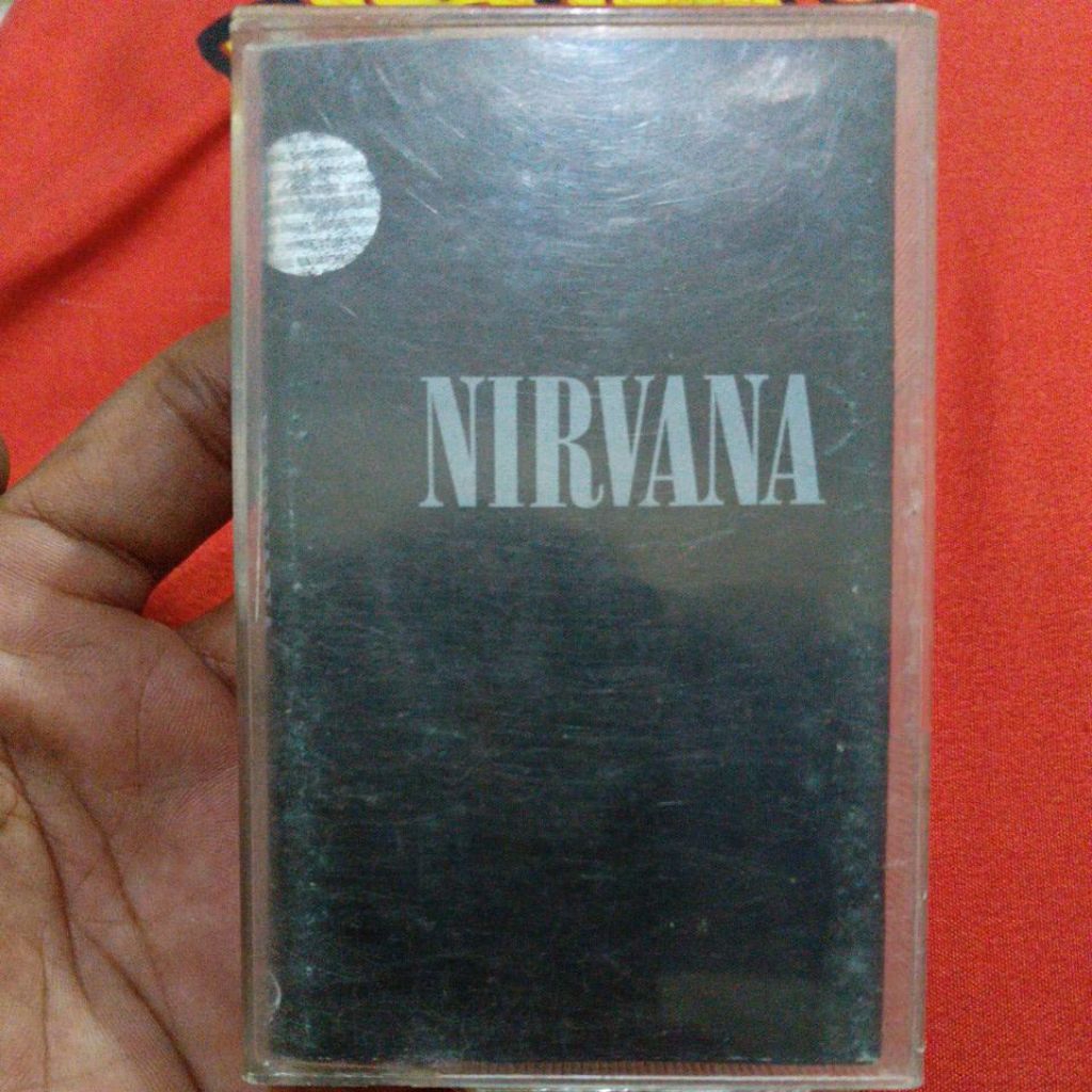 เทปคาสเซ็ทอัลบั้มสีดํา Nirvana