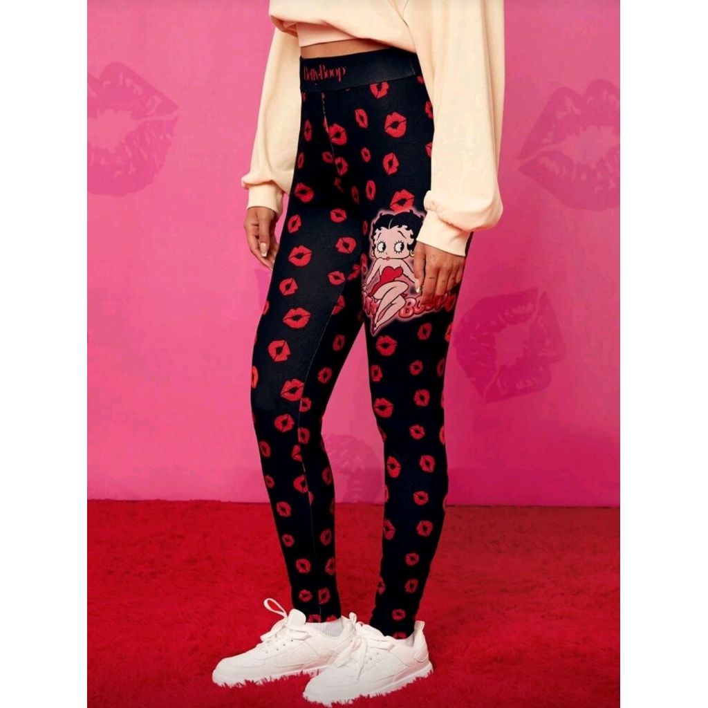Betty Boop x SHEIN ผู้หญิงสีดําลําลองการ์ตูนตัวอักษร & Lip พิมพ์กางเกงเลกกิ้งเอวสูงเสื้อผ้าฤดูใบไม้ร