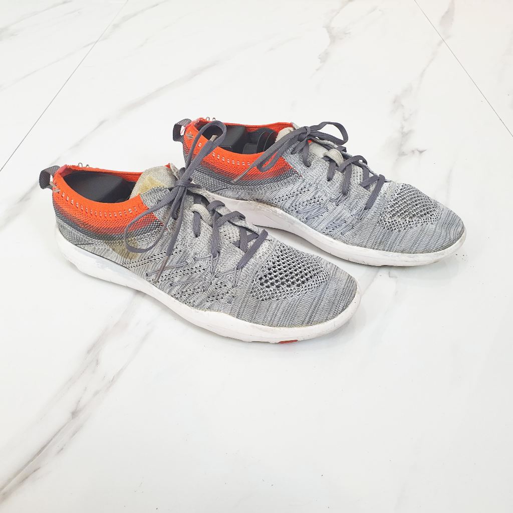 รองเท้า Nk flyknit Size 40.5 Second - Used - Preloved