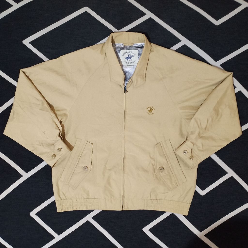 ยี่ห้อ: Beverly hills polo club LD:120 P:67 Size: L-XL Condition: 9/10