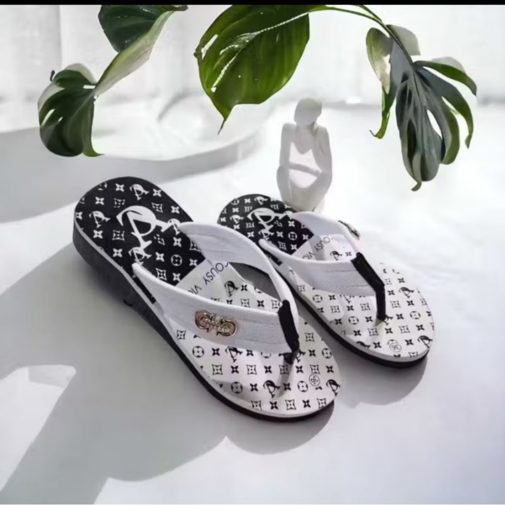 KS รองเท้าแตะ WEDGES ผู้หญิง LV 36/40