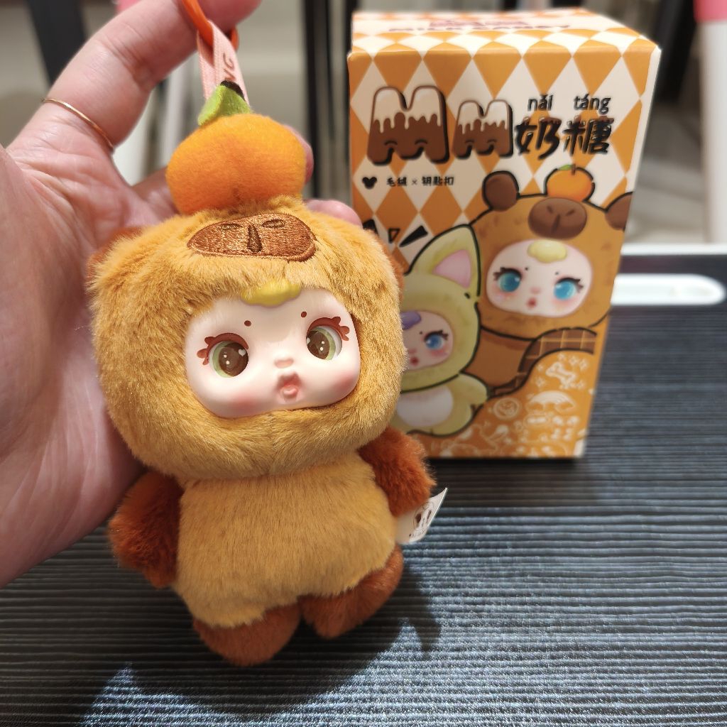 Selected Bagcharm MM Milky Milk Naitang Candy Capibara Costume