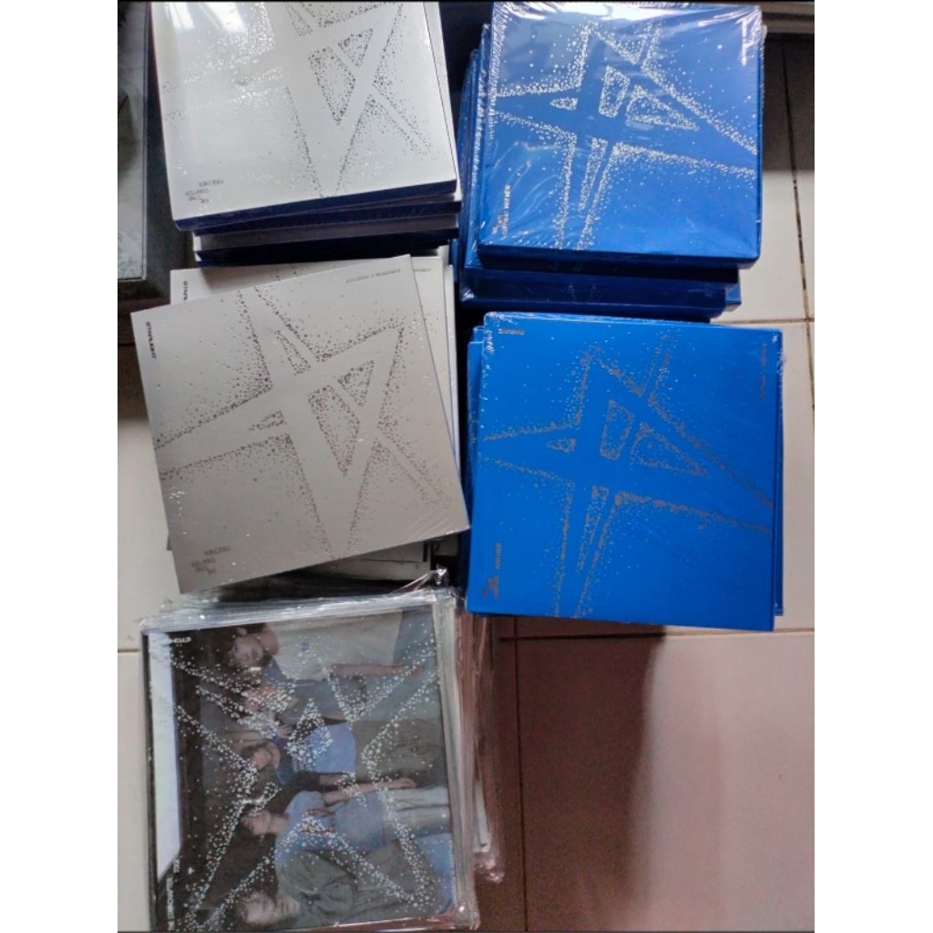 TXT The Star Chapter: TOGETHER ALBUM เท่านั้นพร้อมโฟโต้การ์ด (อ่านเงื่อนไข)