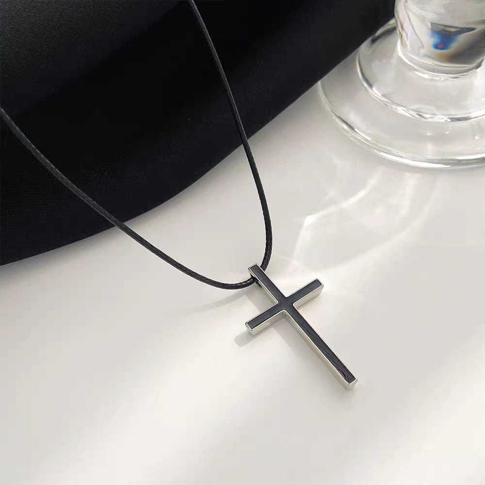 NEWEST ANTI-RUST CROSS NECKLACE สําหรับผู้ชายและผู้หญิง / CROSS NECKLACE