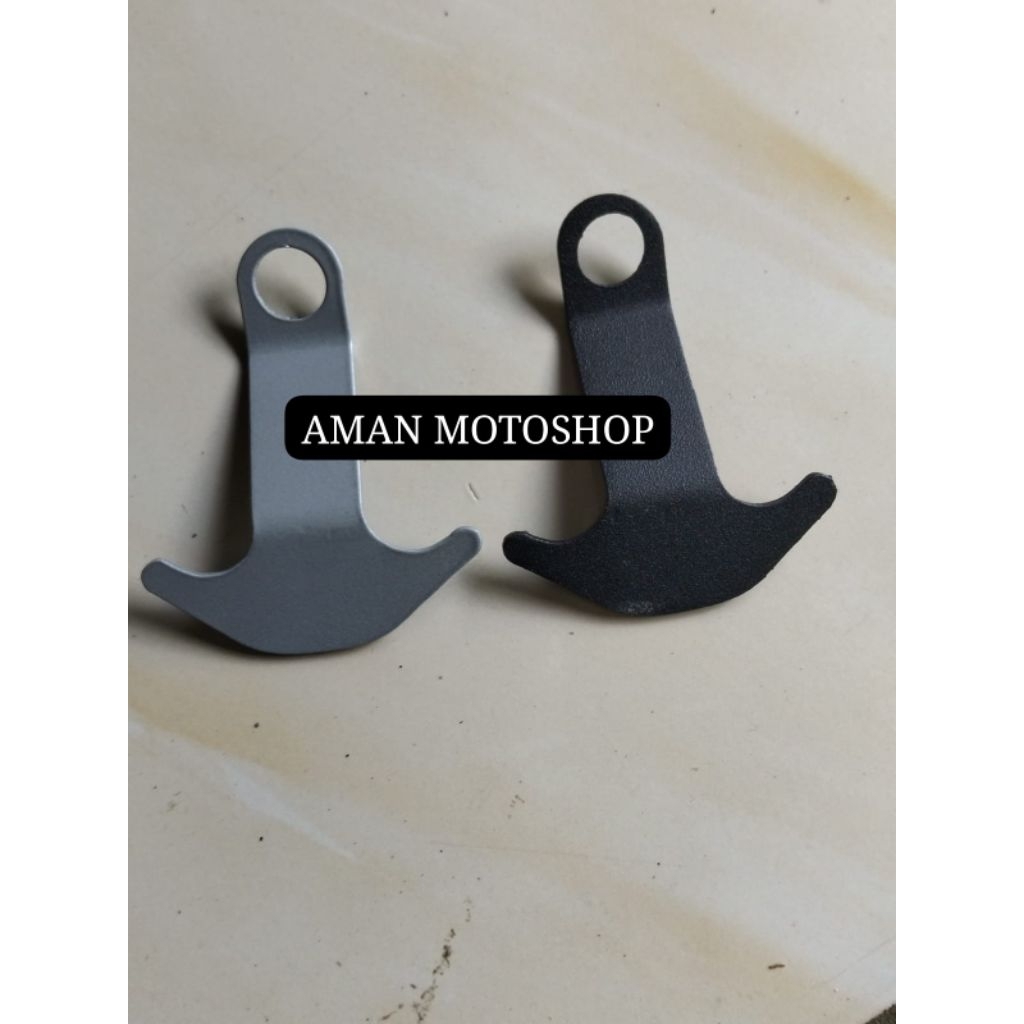 GAN TRUNGAN HELMET HANGERS ON MOTORCYCLE SEATS ANTI-FLAT STRONG STURDY THICK IRON UNIVERSAL BEBEK MA