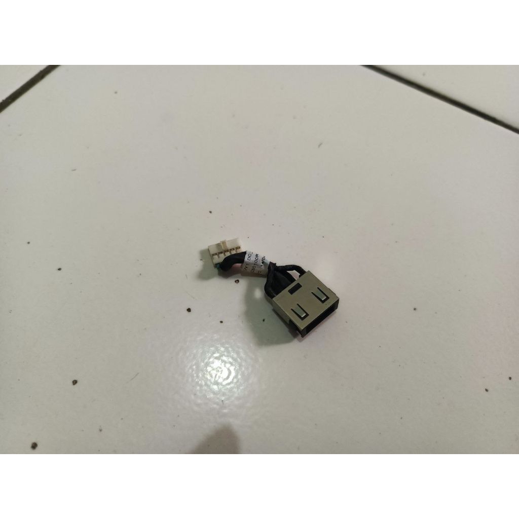 ไฟ Lenovo Y40-70 dc*