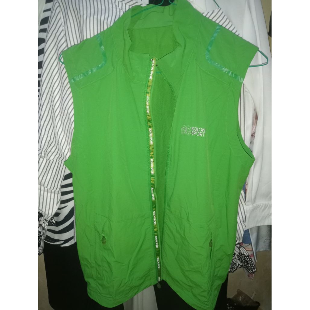Kolon Sport Vest ตามรูปถ่าย