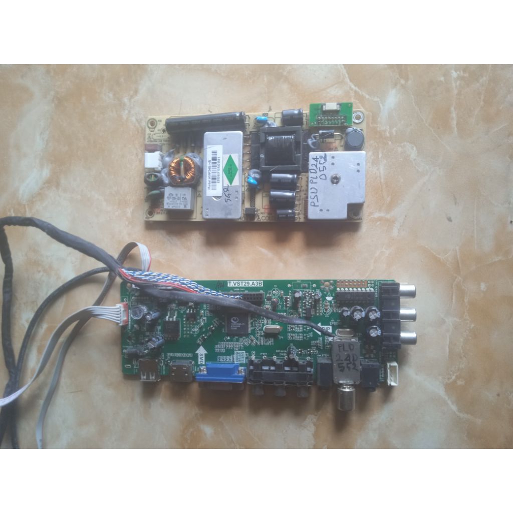 Mb + psu tv polytron pld552 มือสอง