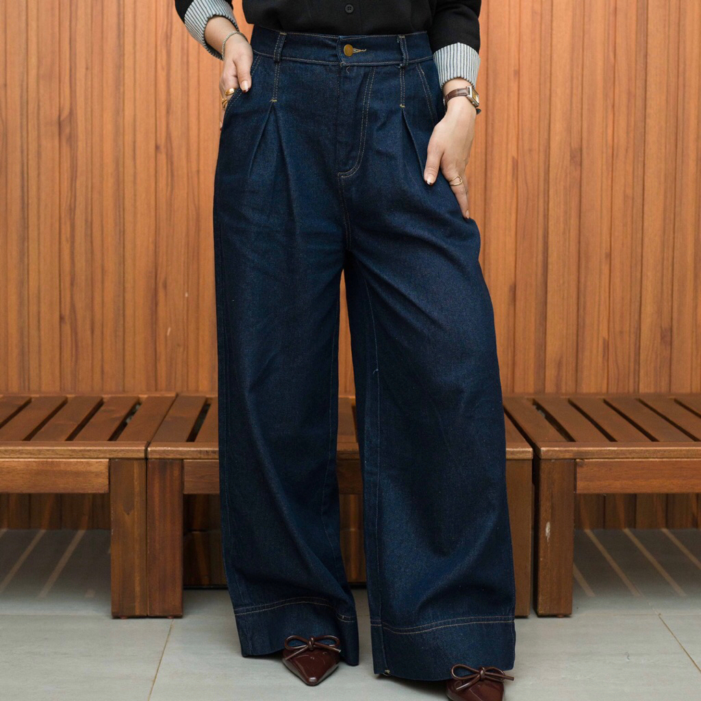 HOS X THAFANYA - ECLATE DENIM PANTS - กางเกงยีนส์ผู้หญิง - กางเกงยีนส์