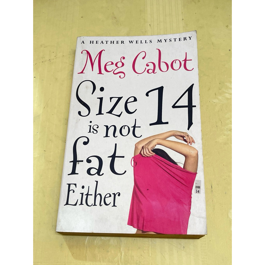 นวนิยาย ขนาด 14 ไม่ใช่ Fat Either MEG CABOT