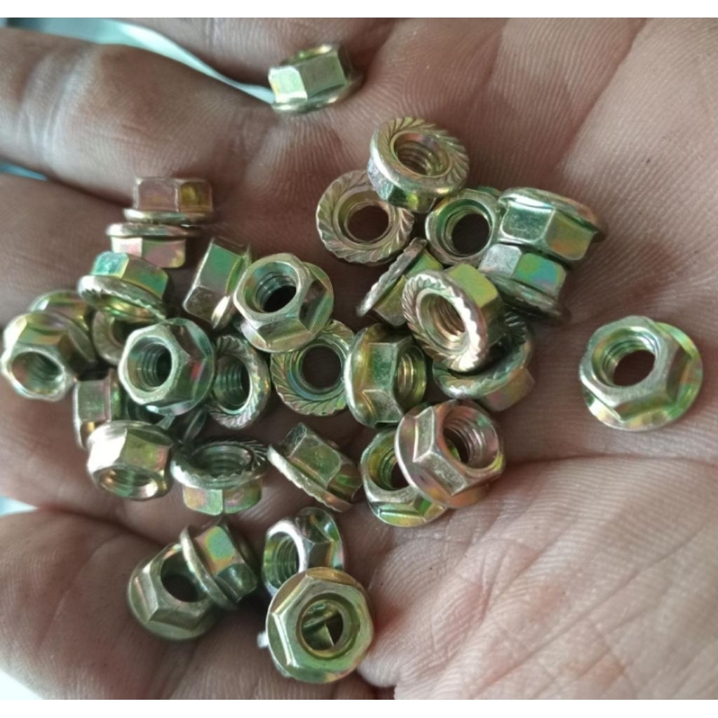 น็อตหน้าแปลน 50 ชิ้น M5 pitch 0.8 คีย์ 8