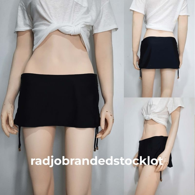 กางเกงขาสั้นผู้หญิง PLAIN M97 (B)