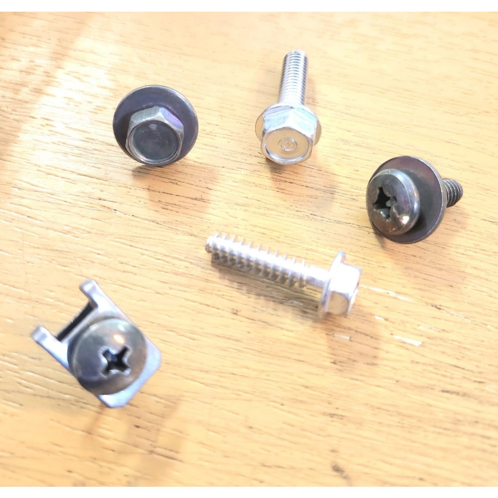 MIX Yamaha Mio Smile Mio J Sporty Fino สลักเกลียวตัวรถจักรยานยนต์ (5 ประเภทรวม 50 ชิ้น)