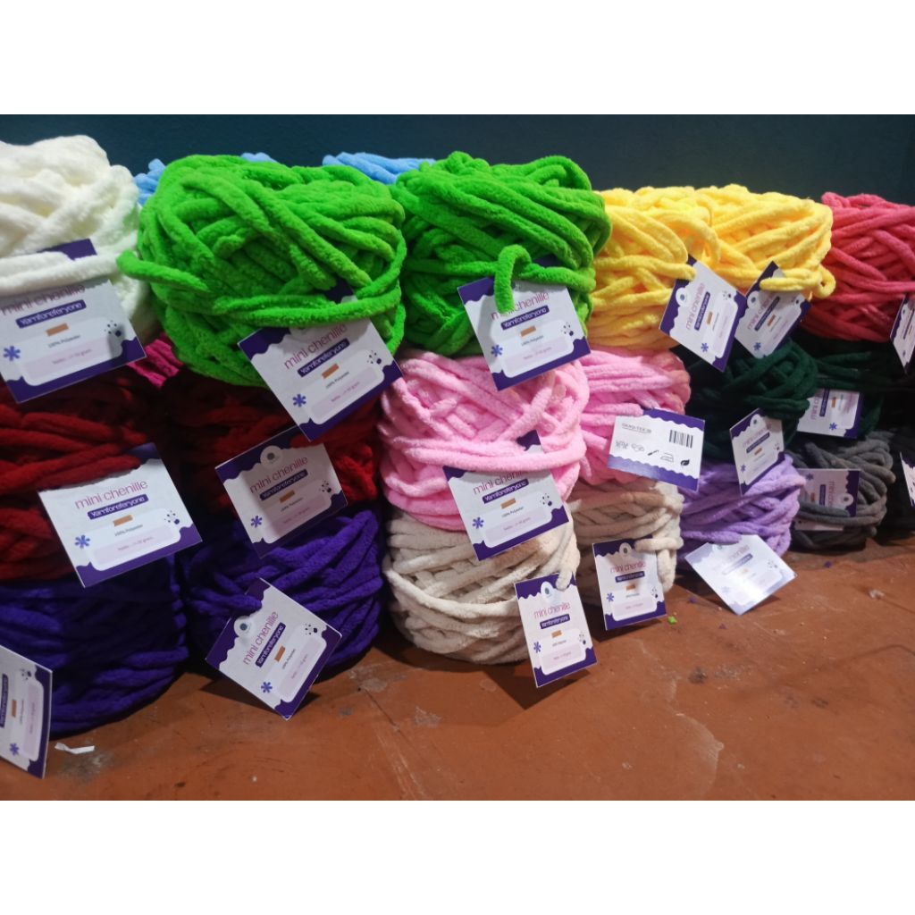เส้นด้าย Chenille เป็นก้อน 50 gr / Chenille 50 gr / Chunky Chenille / เส้นด้ายถัก Chenille / เส้นด้า
