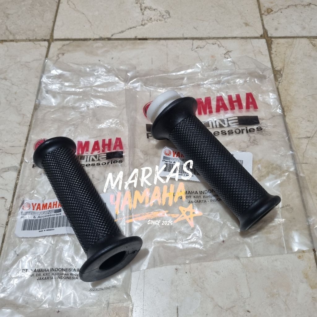 Grip f1zr original yamaha hand Grip F1zr ปลอกแฮนด์ F1zr handfat handpat F1zr แก๊สยางแก๊ส