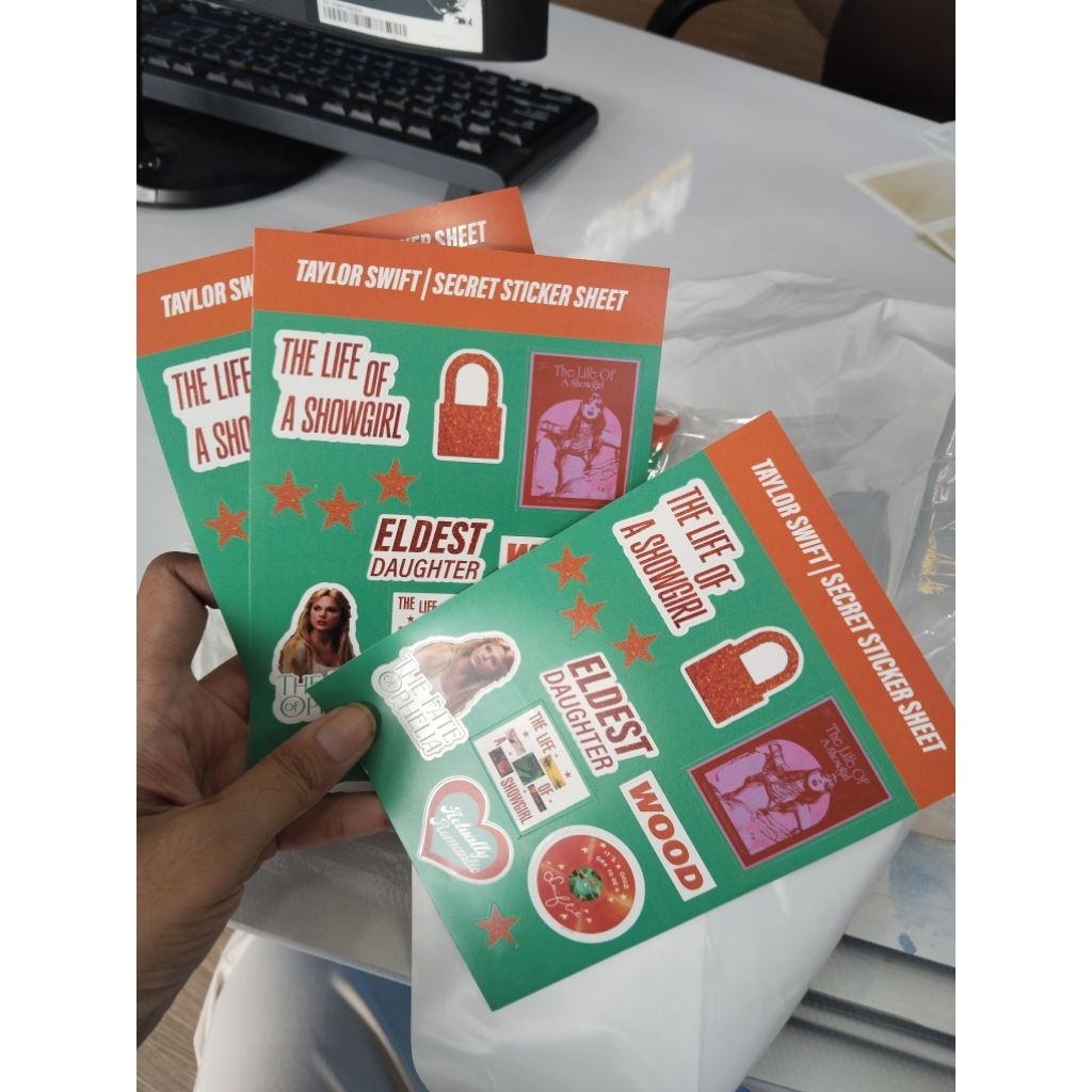 สติ๊กเกอร์ SHEET TAYLOR SWIFT A6 THE LIFE OF SHOWGIRL