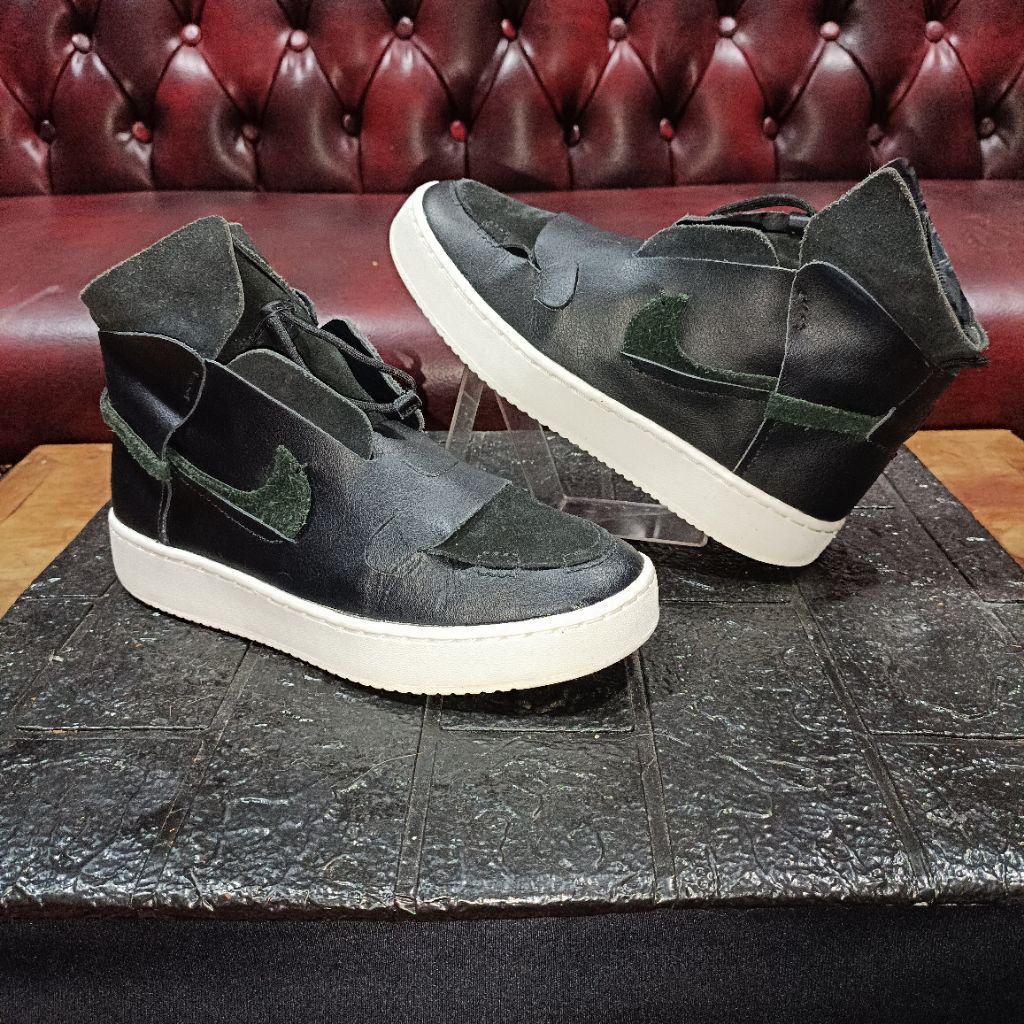 รองเท้าผ้าใบเด็ก Super rare check ไซส์ 38.5