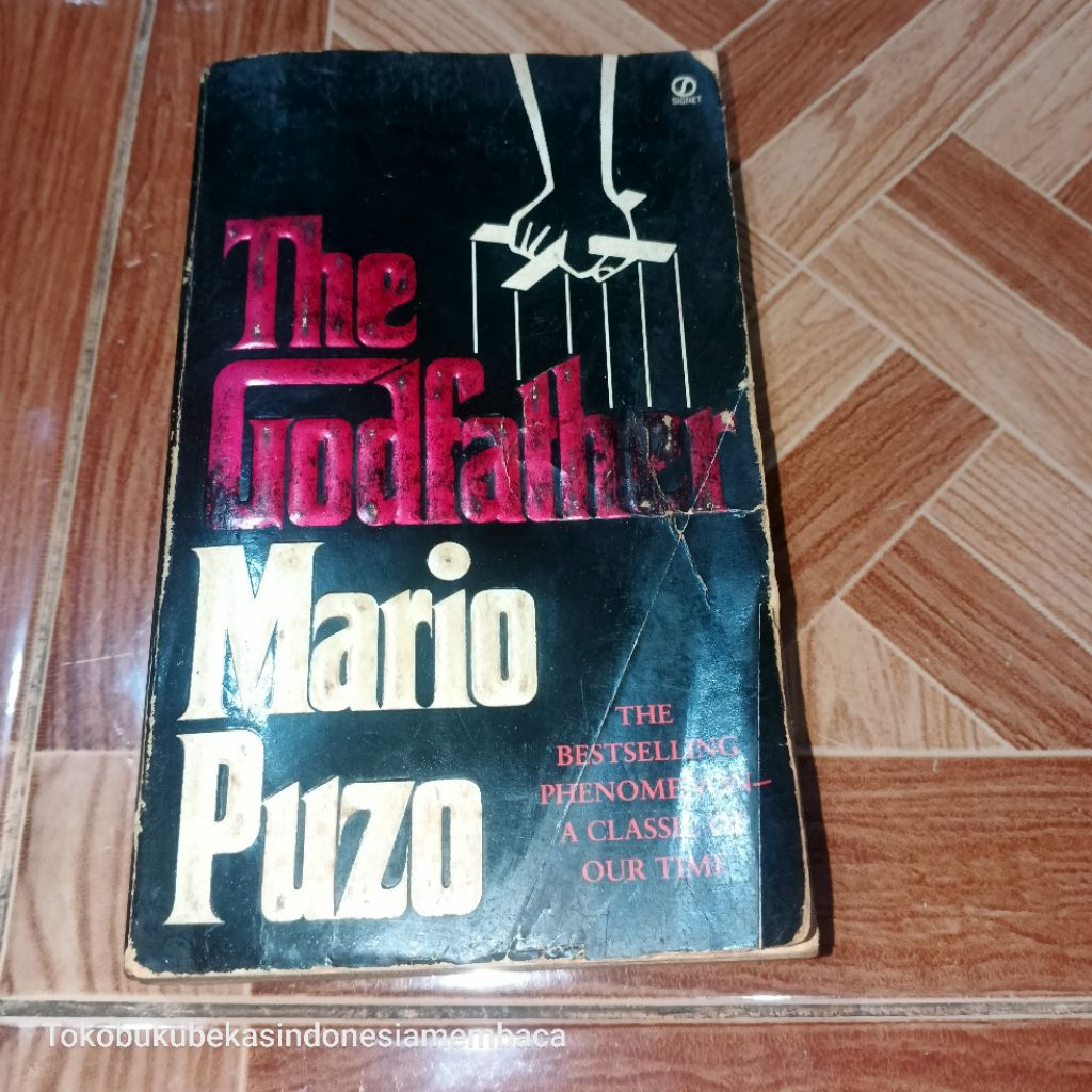 THE GODFATHER By : MARIO PUZO