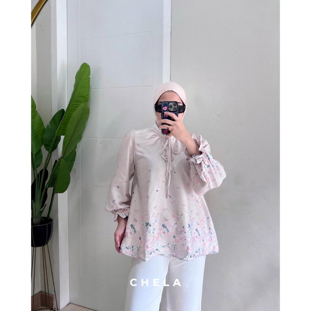 CHELA - เสื้อ Ollie*