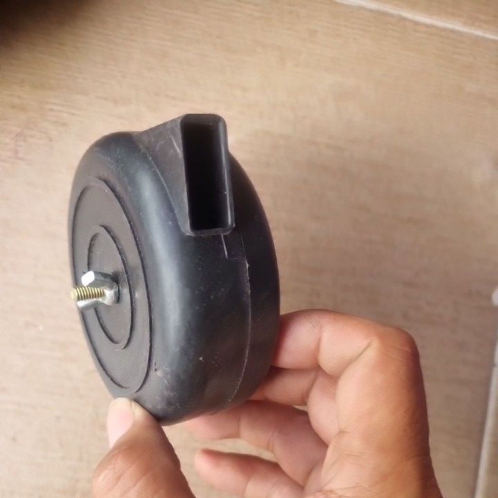 พาสต้าพลาสติกสีดํา SNAIL EXHAUST 9 ซม.