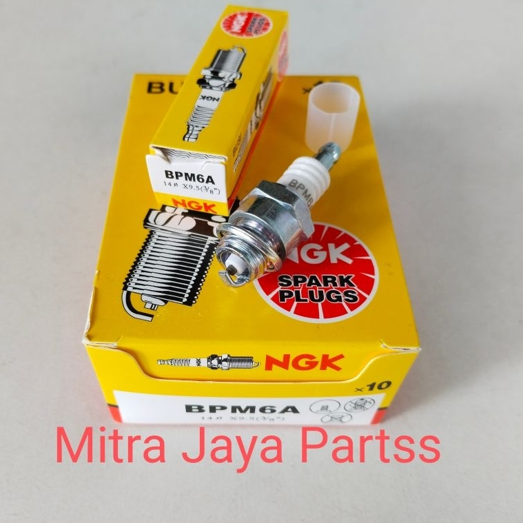 (WHOLESALE 10 ชิ้น) หัวเทียน NGK BPM6A BPM6A หัวเทียนเครื่องตัดหญ้า NGK (10 ชิ้น)
