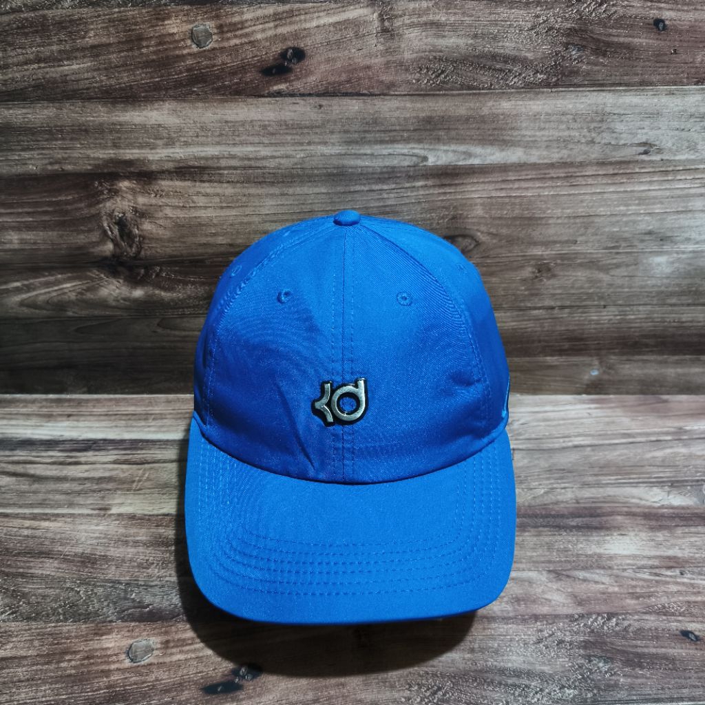 หมวกวิ่งสีน้ําเงินโลโก้ Kevin Durant